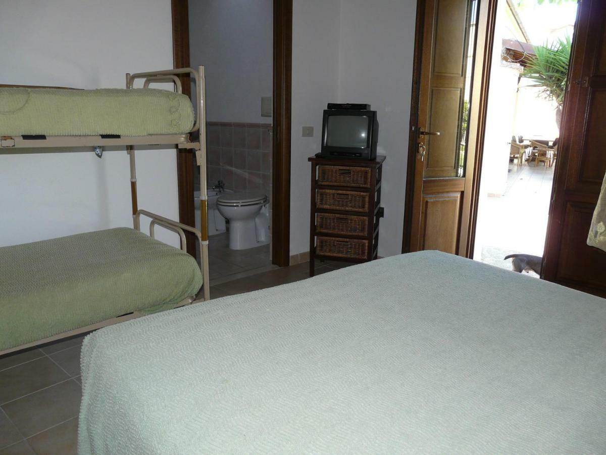 B&B Nurachi Экстерьер фото