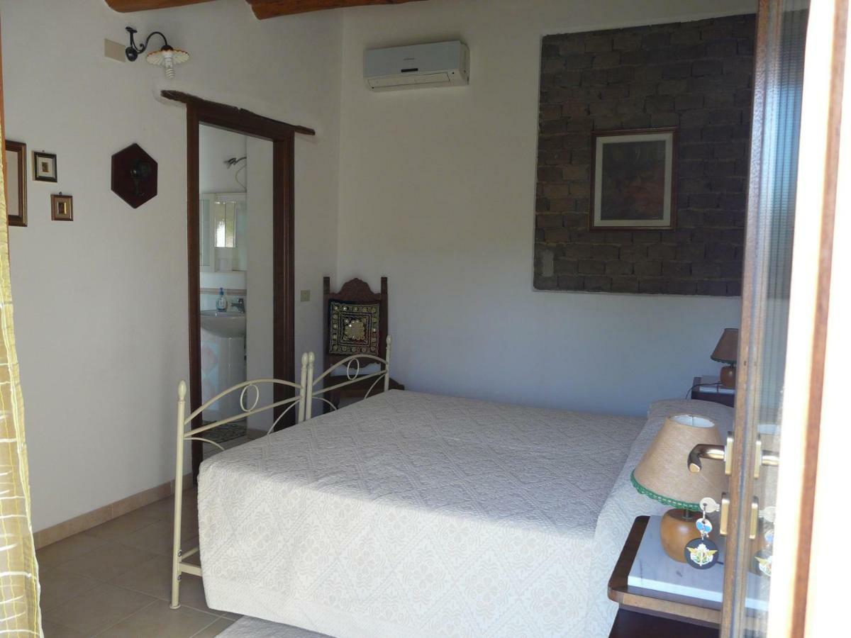 B&B Nurachi Экстерьер фото
