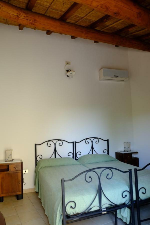 B&B Nurachi Экстерьер фото